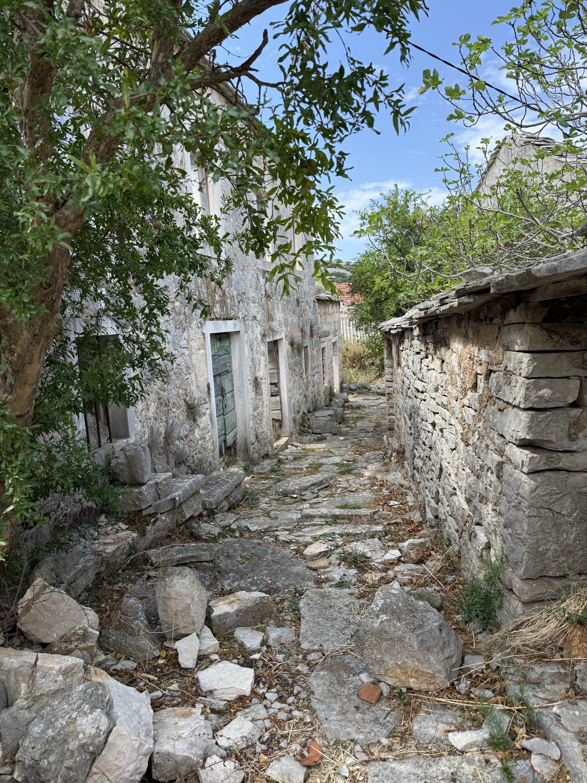 Nakovana old town