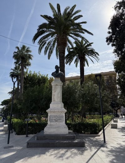 Bari